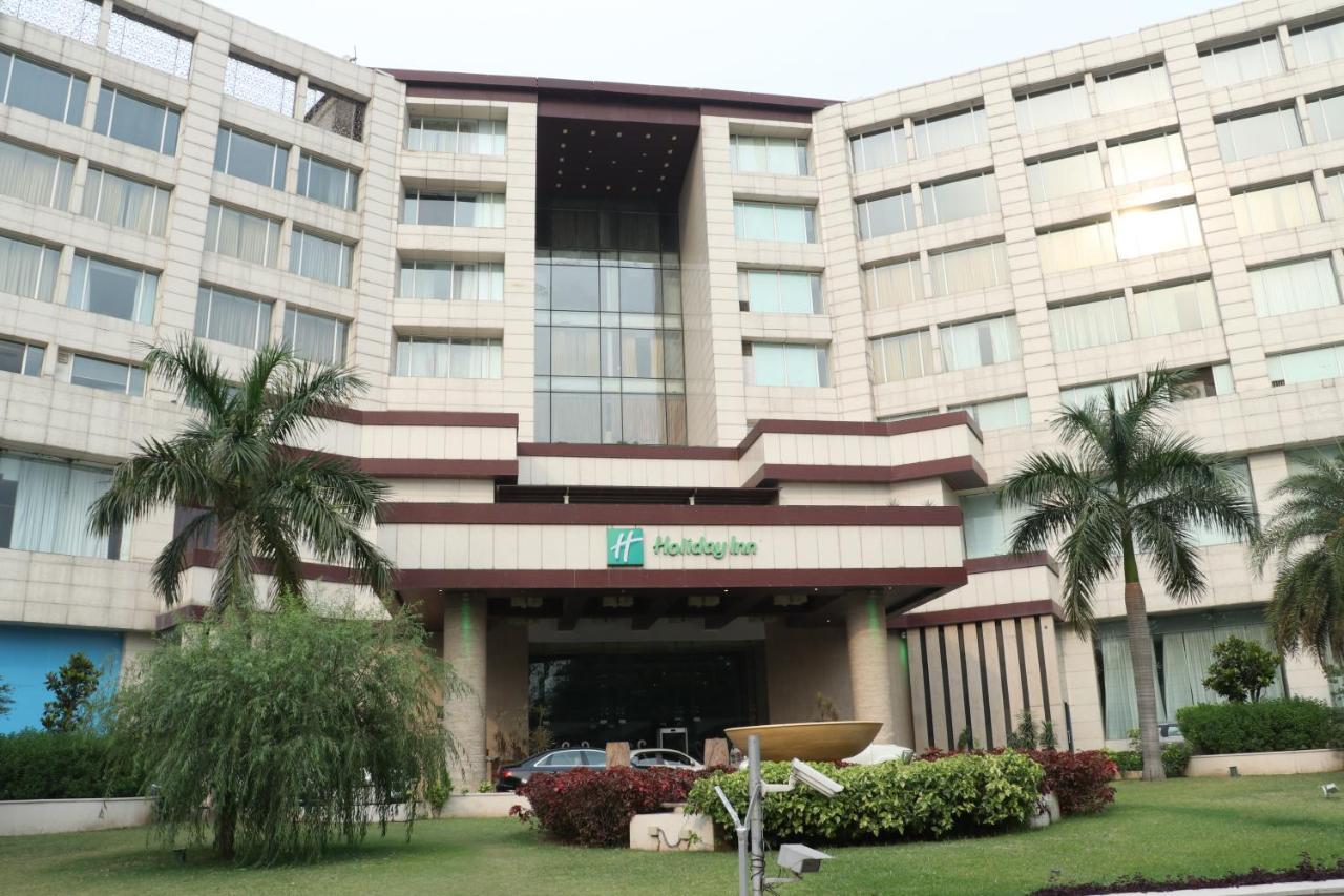 Holiday Inn Chandigarh Panchkula, An Ihg Hotel Luaran gambar Holiday Inn, New Delhi