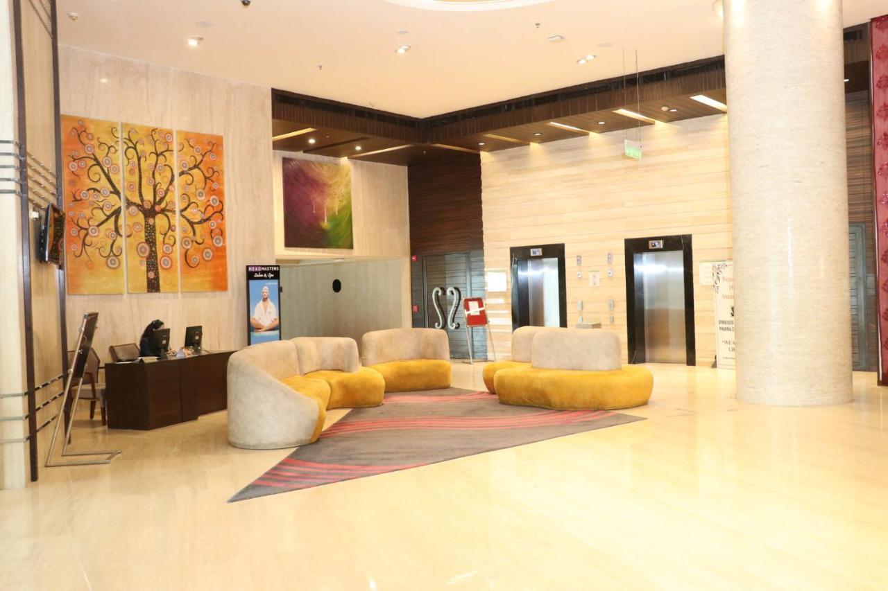 Holiday Inn Chandigarh Panchkula, An Ihg Hotel Luaran gambar Lobby