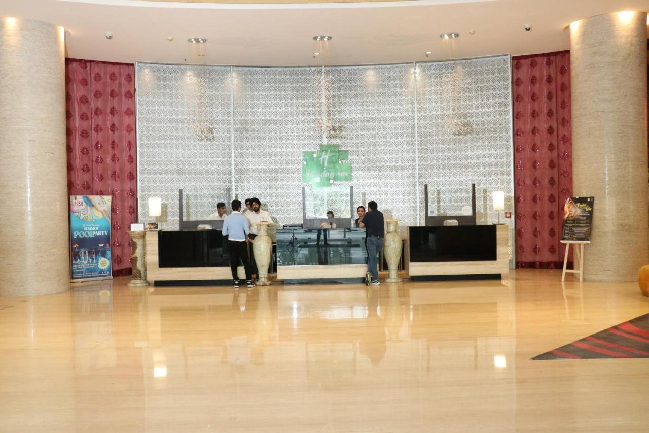 Holiday Inn Chandigarh Panchkula, An Ihg Hotel Luaran gambar Holiday Inn, Hyderabad