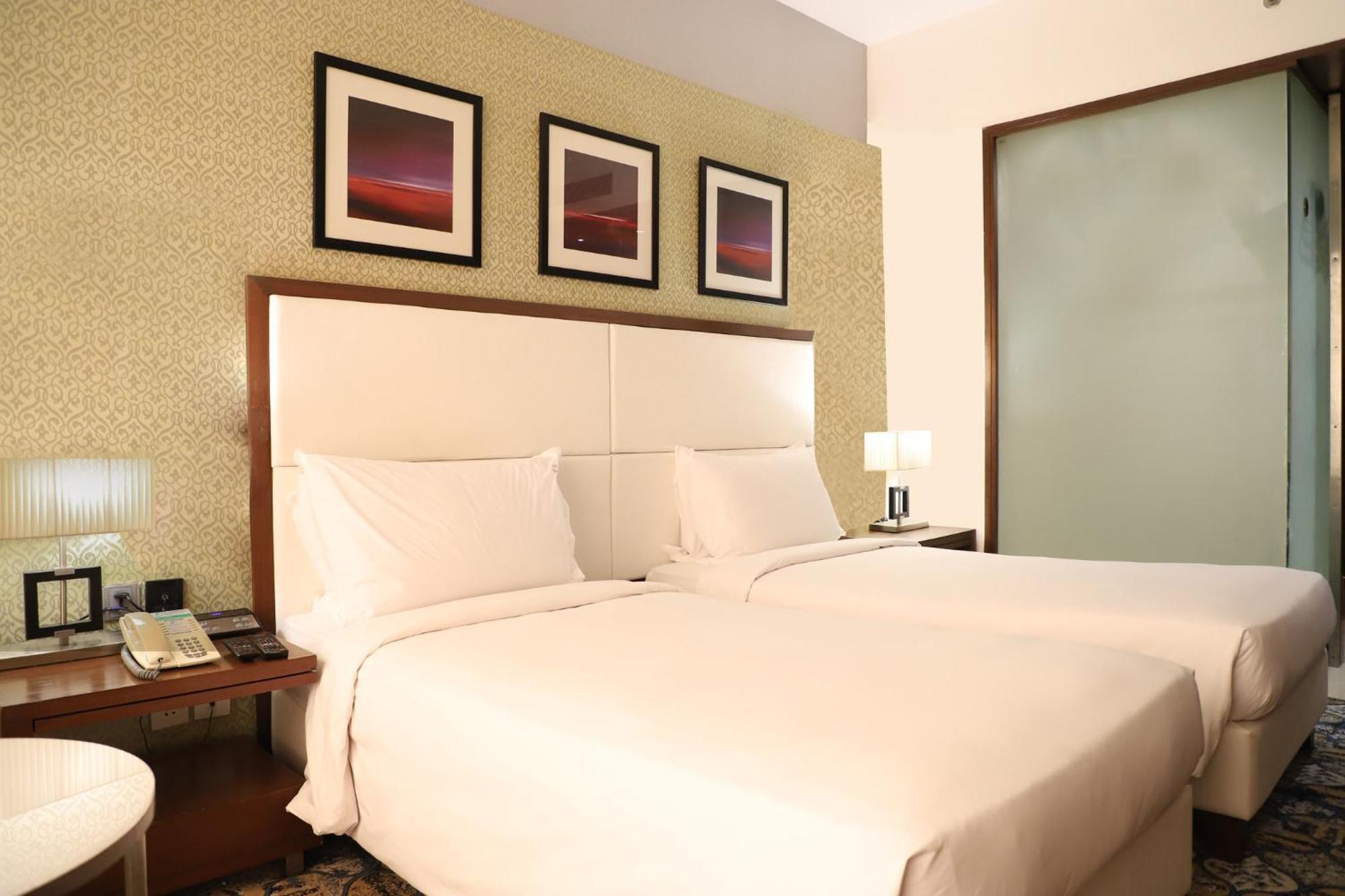 Holiday Inn Chandigarh Panchkula, An Ihg Hotel Luaran gambar A room at the hotel